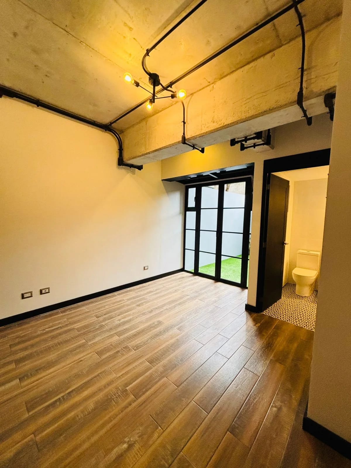 Apartamento en alquiler en zona 14 - ZOE — Bodega / Ofibodega en Alquiler en Zona 14, Guatemala, Ciudad — foto 4 de 12