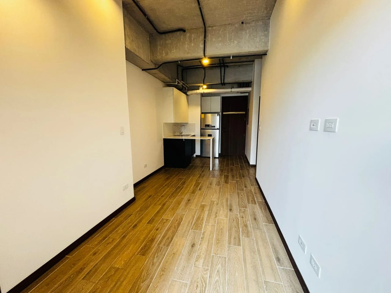 Apartamento en Alquiler en Zona 4 frente a 4 grados Norte — Apartamento en Alquiler en Zona 4, Guatemala, Ciudad — foto 8 de 14