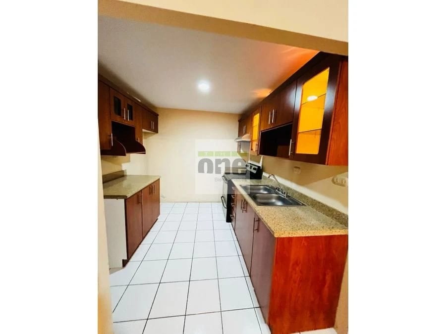 Apartamento en Alquiler en Zona 15 Colonia el Maestro — Apartamento en Alquiler en Zona 15, Guatemala, Ciudad — foto 5 de 12