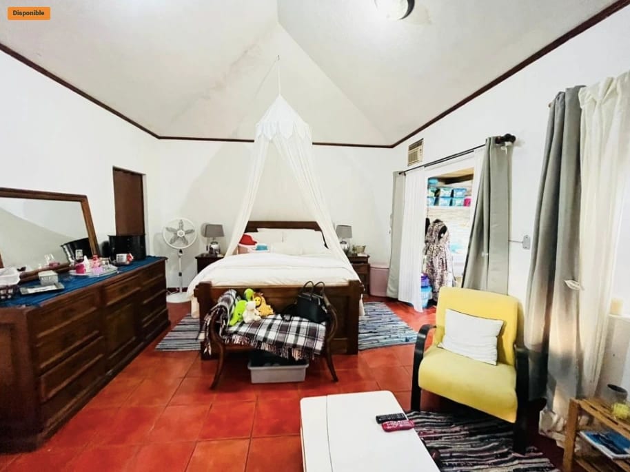 Casa de 5 dormitorios fuera de garita en zona 10 — Casa en Venta en Zona 10, Guatemala, Ciudad — foto 13 de 15
