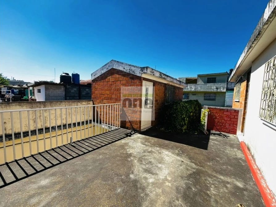Amplia Casa en venta zona 6, cercana a CC Megaseis y Col El Quintanal — Casa en Venta en Zona 6, Guatemala, Ciudad — foto 1 de 7
