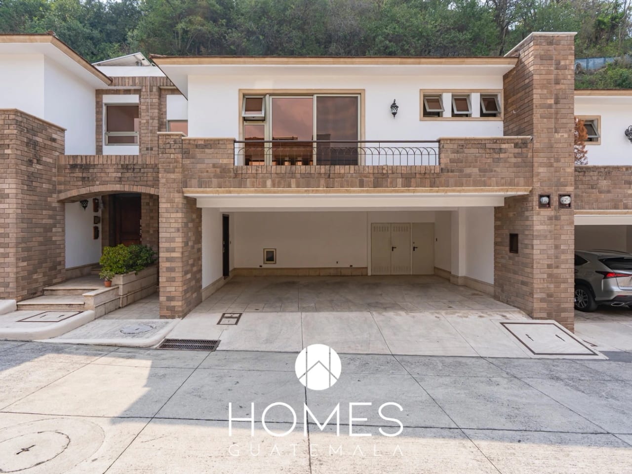 Casa en Venta, Colonia Oakland, Zona 10 — Casa en Venta en Zona 10, Guatemala, Ciudad — foto 1 de 17