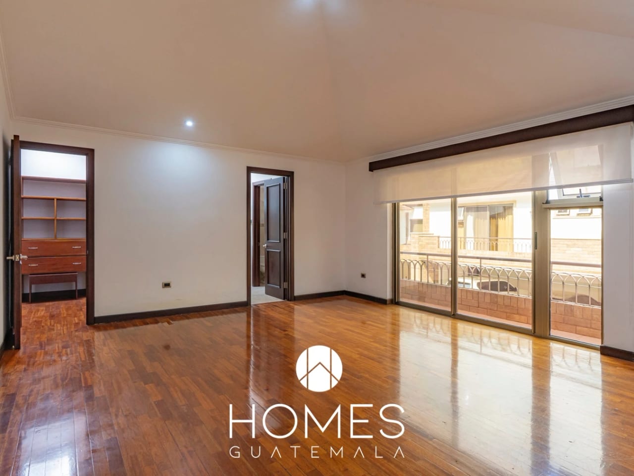Casa en Venta, Colonia Oakland, Zona 10 — Casa en Venta en Zona 10, Guatemala, Ciudad — foto 9 de 17