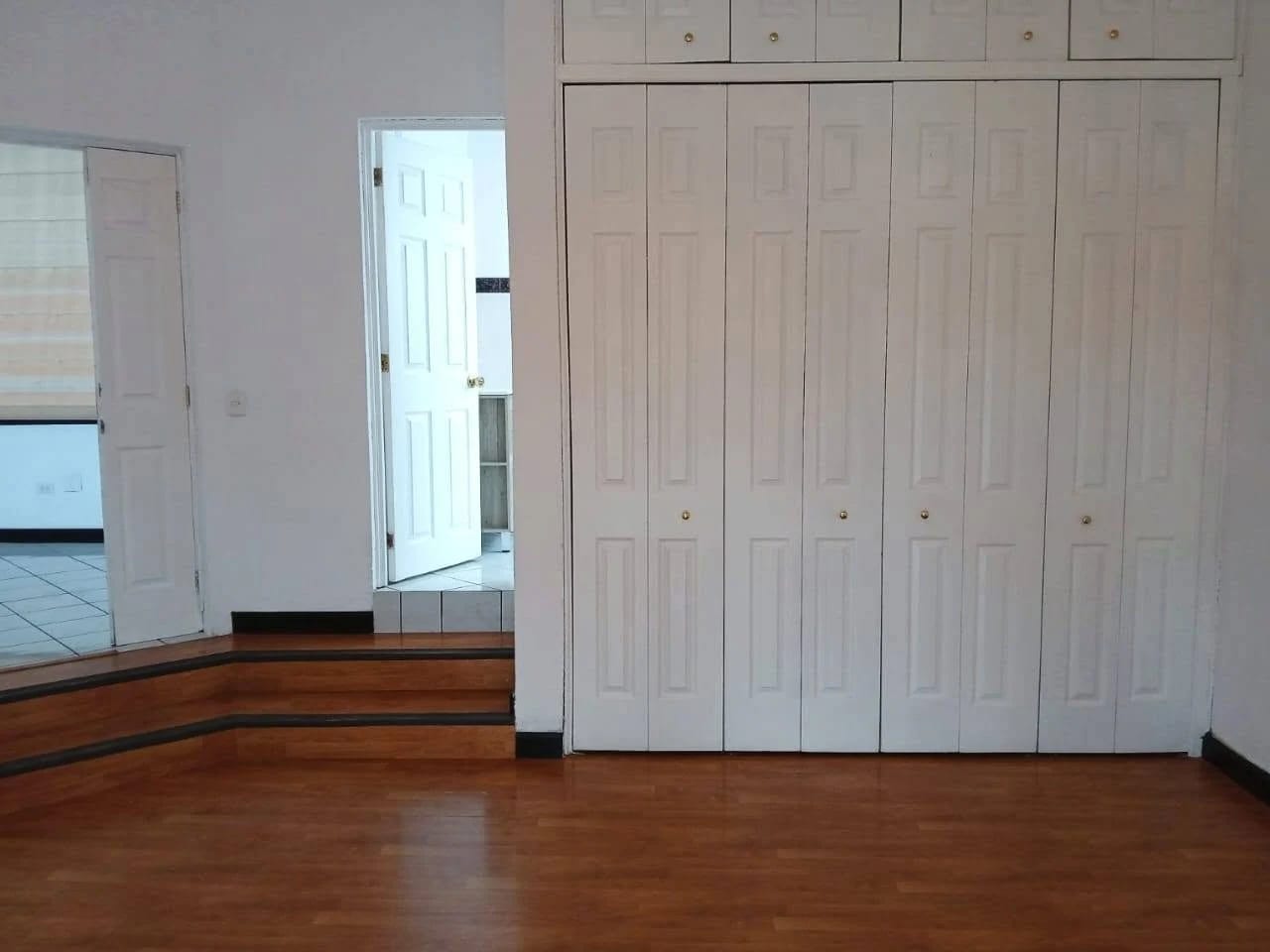 CASA EN VENTA O ALQUILER MANANTIALES ENTRADA A SAN JOSÉ PINULA — Casa en Venta en San José Pinula, Carretera a El Salvador, Guatemala, Ciudad — foto 9 de 17