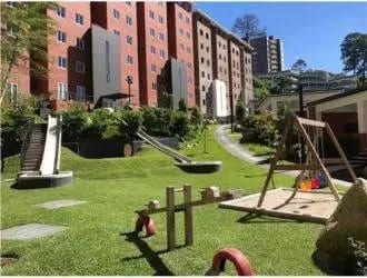 APARTAMENTO EN ALQUILER EDIFICIO HEXA CAÑADA ZONA 16 — Apartamento en Venta en Zona 16, Guatemala, Ciudad — foto 1 de 16
