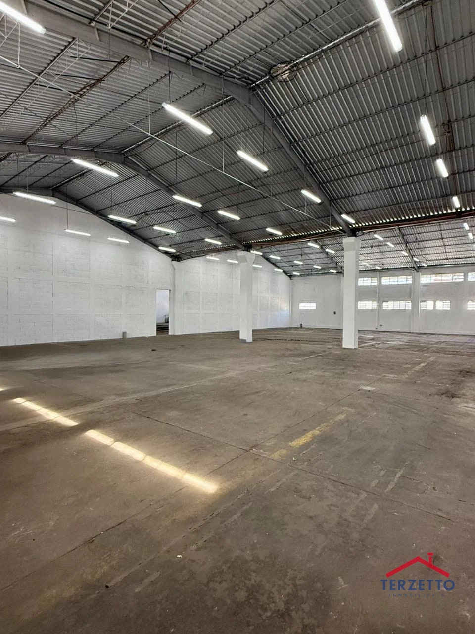 Bodega en Atanacio Tzul Zona 8 - 3