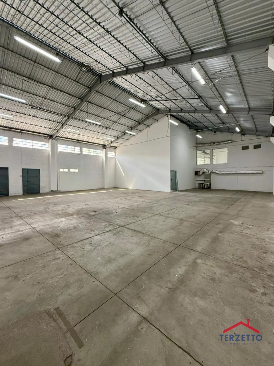 Bodega en Atanacio Tzul Zona 8 - 6