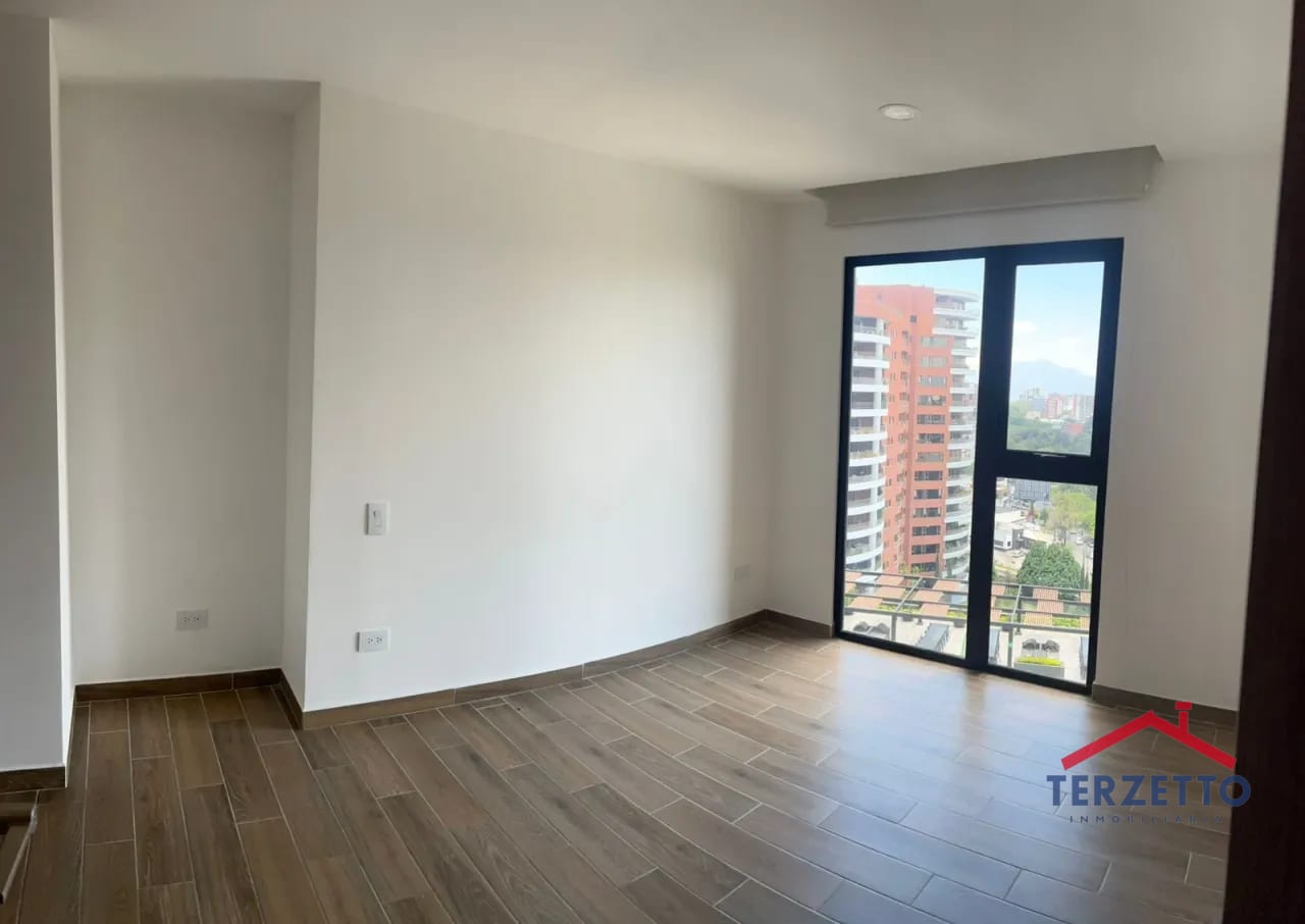 Apartamento en Parque 14 — Apartamento en Alquiler en Parque 14, Zona 14, Guatemala, Ciudad — foto 5 de 15