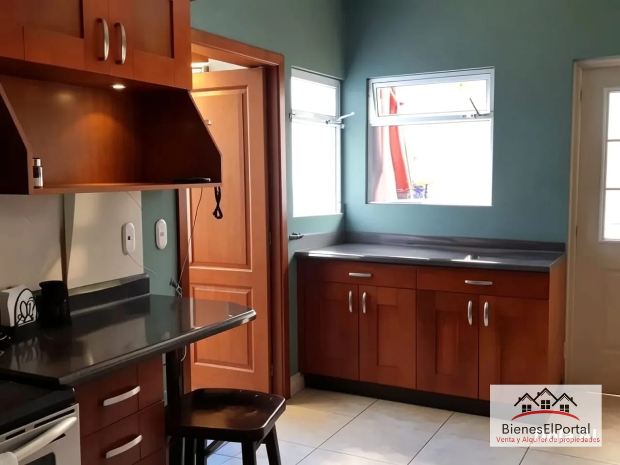 Casa en Portal del Bosque 2 Km. 22.5 Carretera al Salvador — Casa en Venta en Portal del Bosque II, Carretera a El Salvador, Guatemala, Ciudad — foto 3 de 8