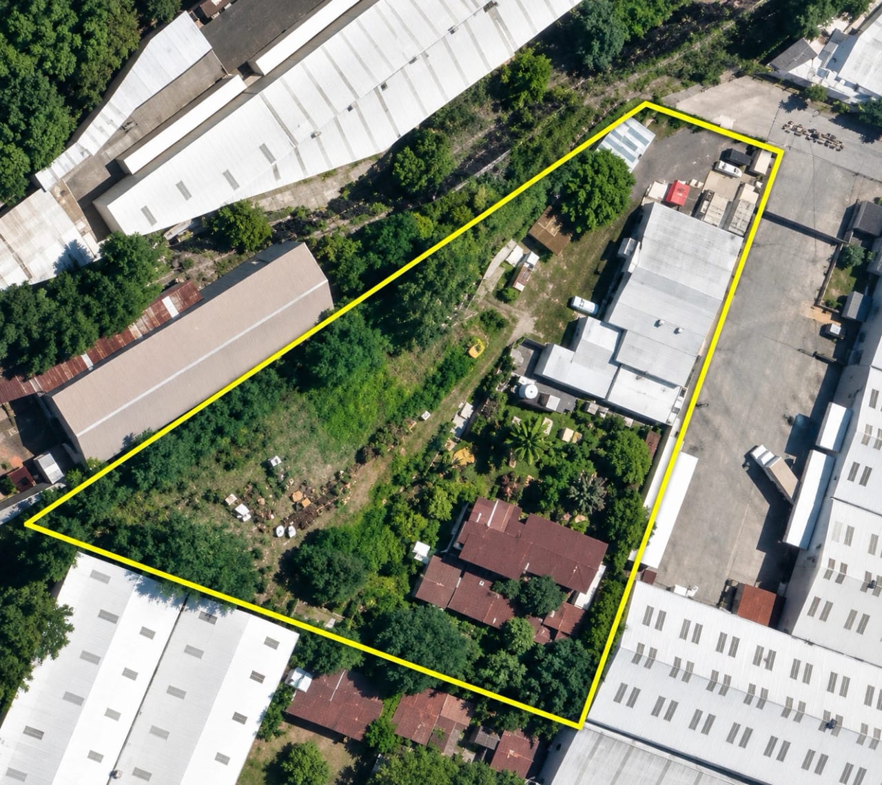 Vendo terreno en zona 12, Avenida Petapa de 5,317 v² ideal bodegas — Terreno en Venta en Zona 12, Guatemala, Ciudad — foto 1 de 4