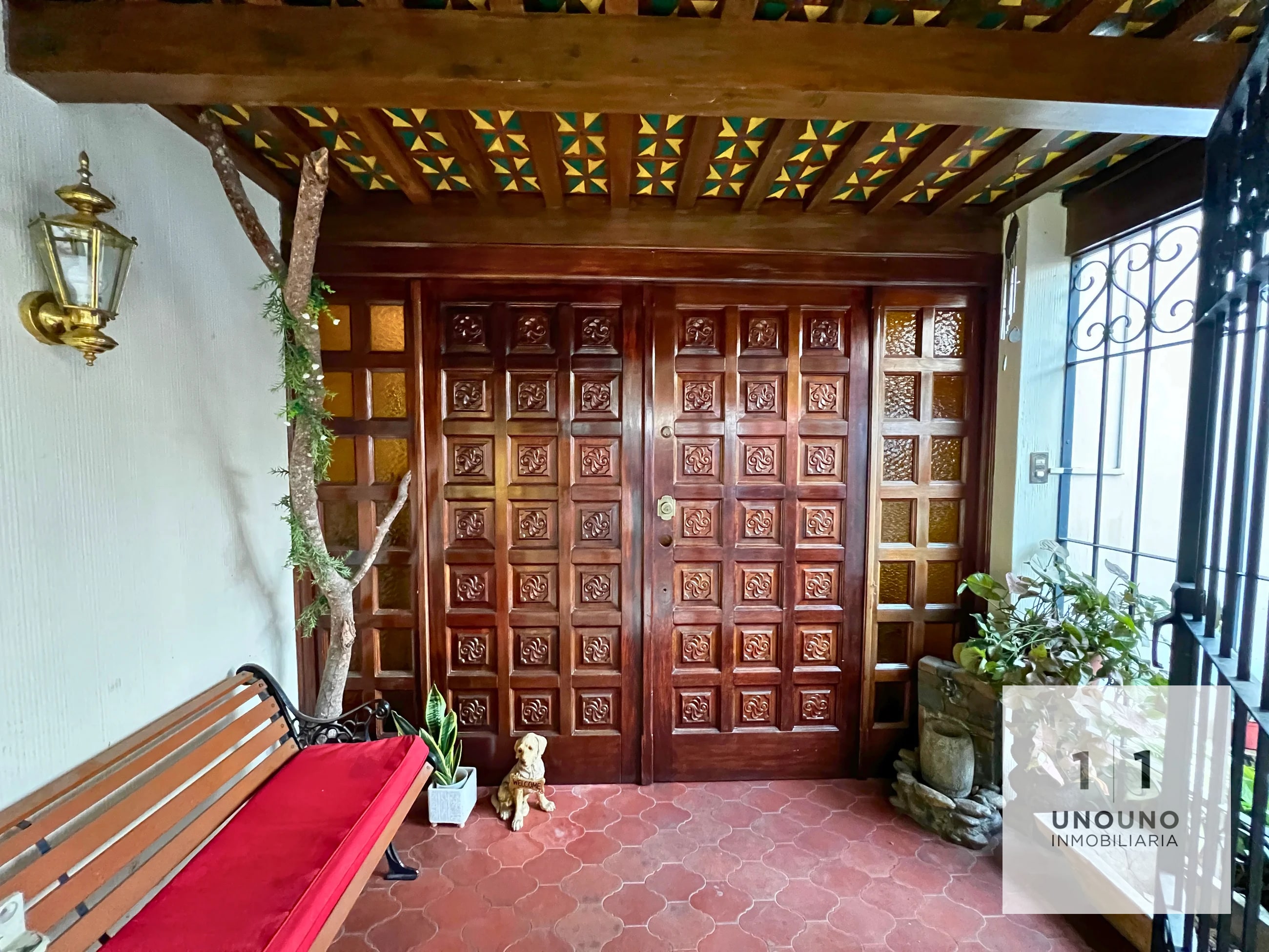 Espectacular propiedad en venta de 5 habitaciones en zona 15 - 5