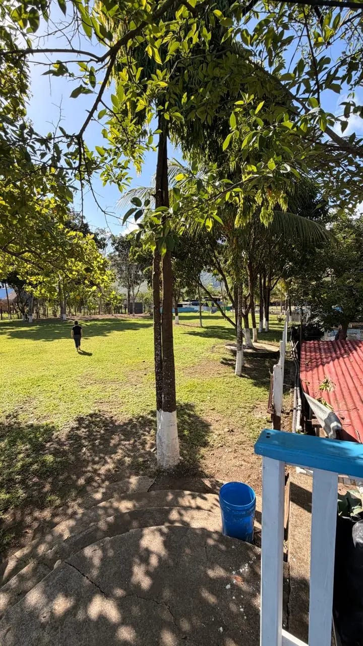TERRENO EN VENTA A ORILLA DE PLAYA EN EL ESTOR IZABAL — Terreno en Venta en El Estor, Izabal — foto 5 de 6
