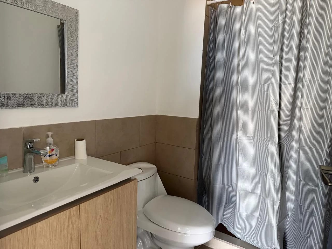 APARTAMENTO EN RENTA NIKAO ZONA 4 DE MIXCO — Apartamento en Alquiler en Zona 4 Mixco, Guatemala, Ciudad — foto 6 de 13