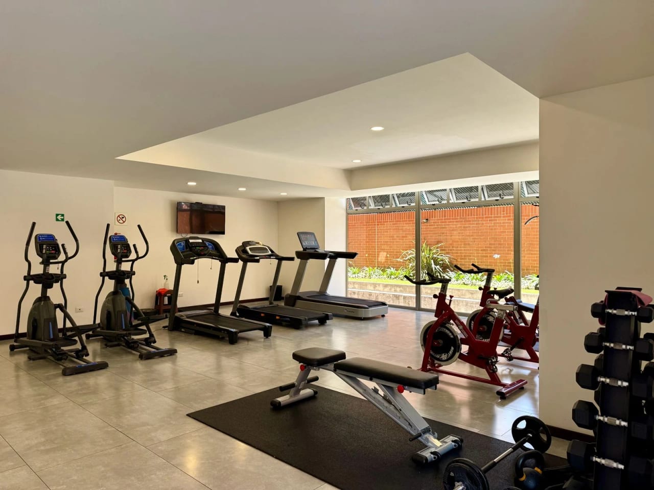 APARTAMENTO EN RENTA EN ZONA 14 — Apartamento en Alquiler en Zona 14, Guatemala, Ciudad — foto 14 de 17