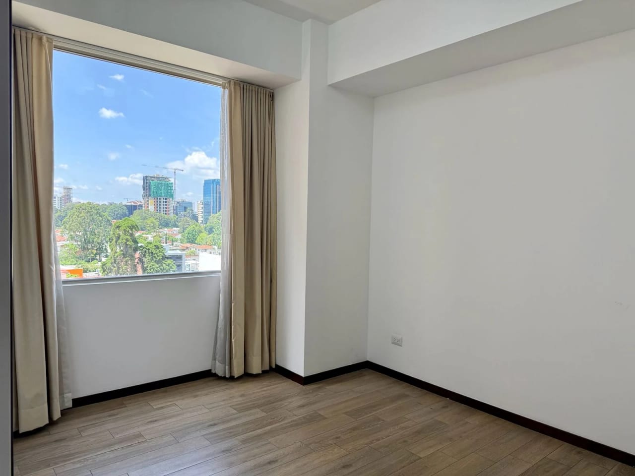 APARTAMENTO EN RENTA EN ZONA 14 — Apartamento en Alquiler en Zona 14, Guatemala, Ciudad — foto 11 de 17