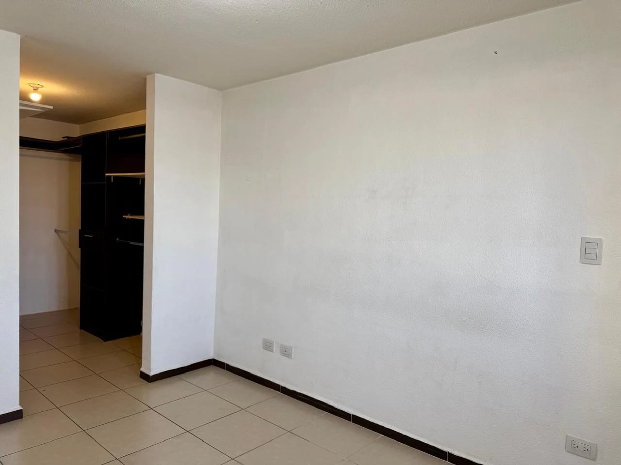 APARTAMENTO EN RENTA EN ZONA 11, PARQUE 11 — Apartamento en Alquiler en Parque 11, Zona 11, Guatemala, Ciudad — foto 15 de 17
