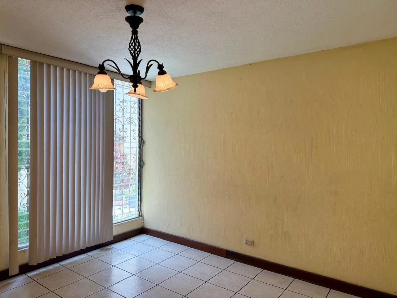 CASA EN RENTA EN ZONA 11 EN CONDOMINIO — Casa en Alquiler en Colonia Mariscal, Zona 11, Guatemala, Ciudad — foto 4 de 8