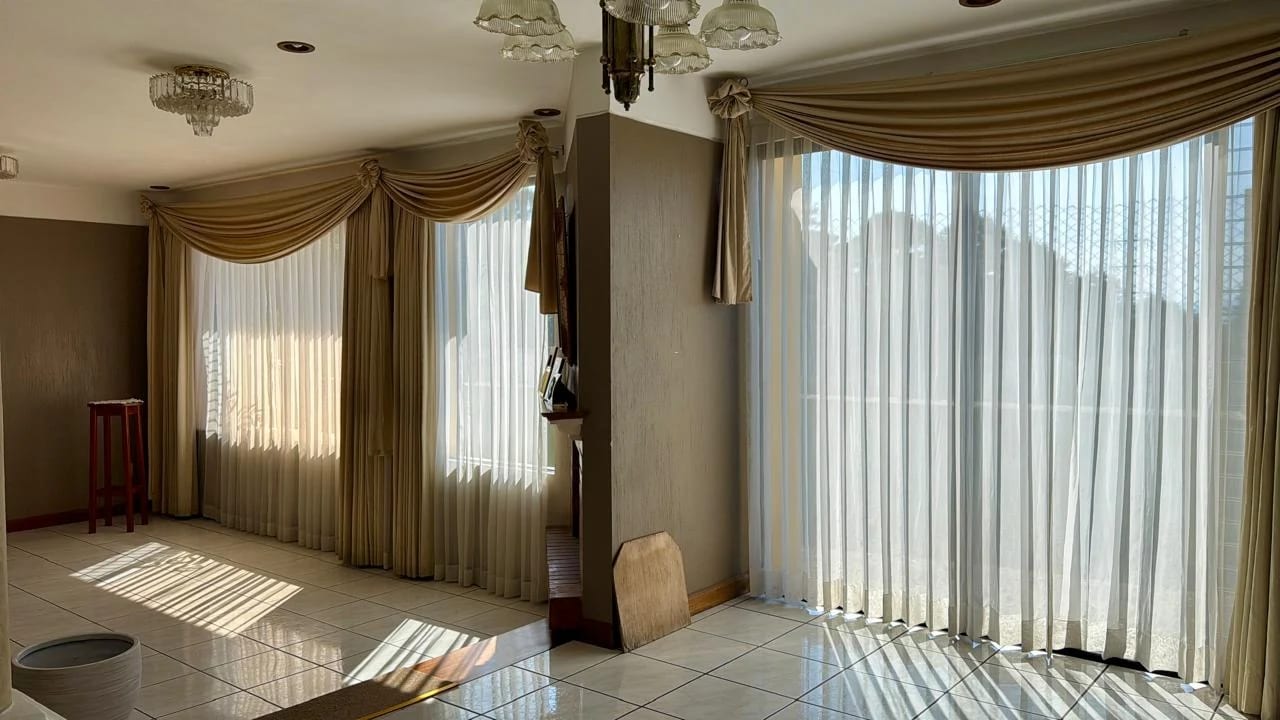 CASA EN VENTA EN CARRETERA A EL SALVADOR, KM 18.5, ACCESO POR LA BRECHA — Casa en Venta en Bosques de Villa Verde, Carretera a El Salvador, Guatemala, Ciudad — foto 2 de 16