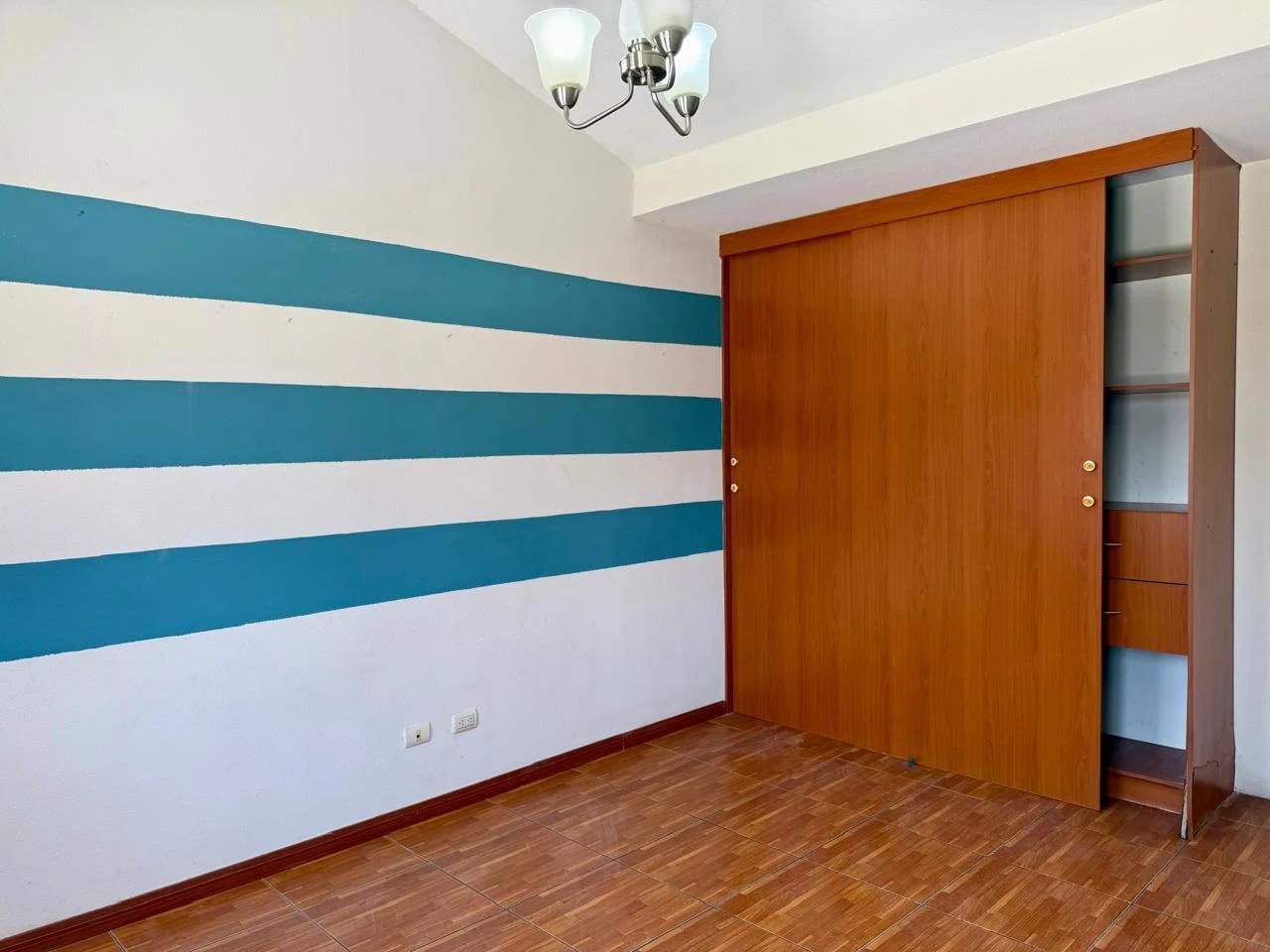 CASA EN VENTA EN VILLA NUEVA, JARDINES DE VERONA, CIUDAD SANTA CLARA — Casa en Venta en Villa Nueva, Guatemala, Ciudad — foto 14 de 17