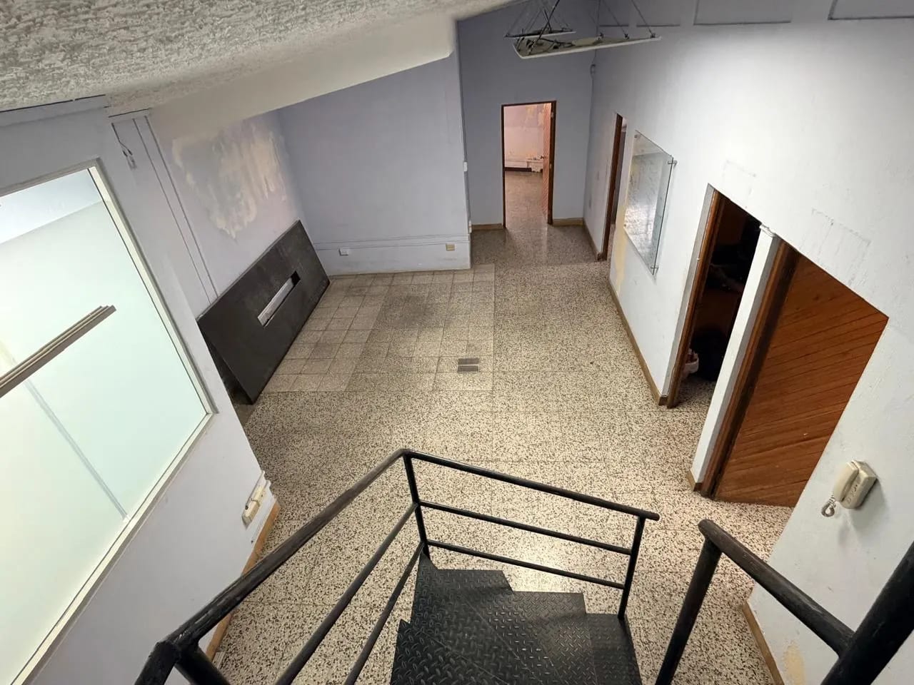 PROPIEDAD EN VENTA EN ZONA 11, COLONIA ROOSEVELT, IDEAL PARA OFICINAS — Casa en Venta en Zona 11, Guatemala, Ciudad — foto 2 de 10