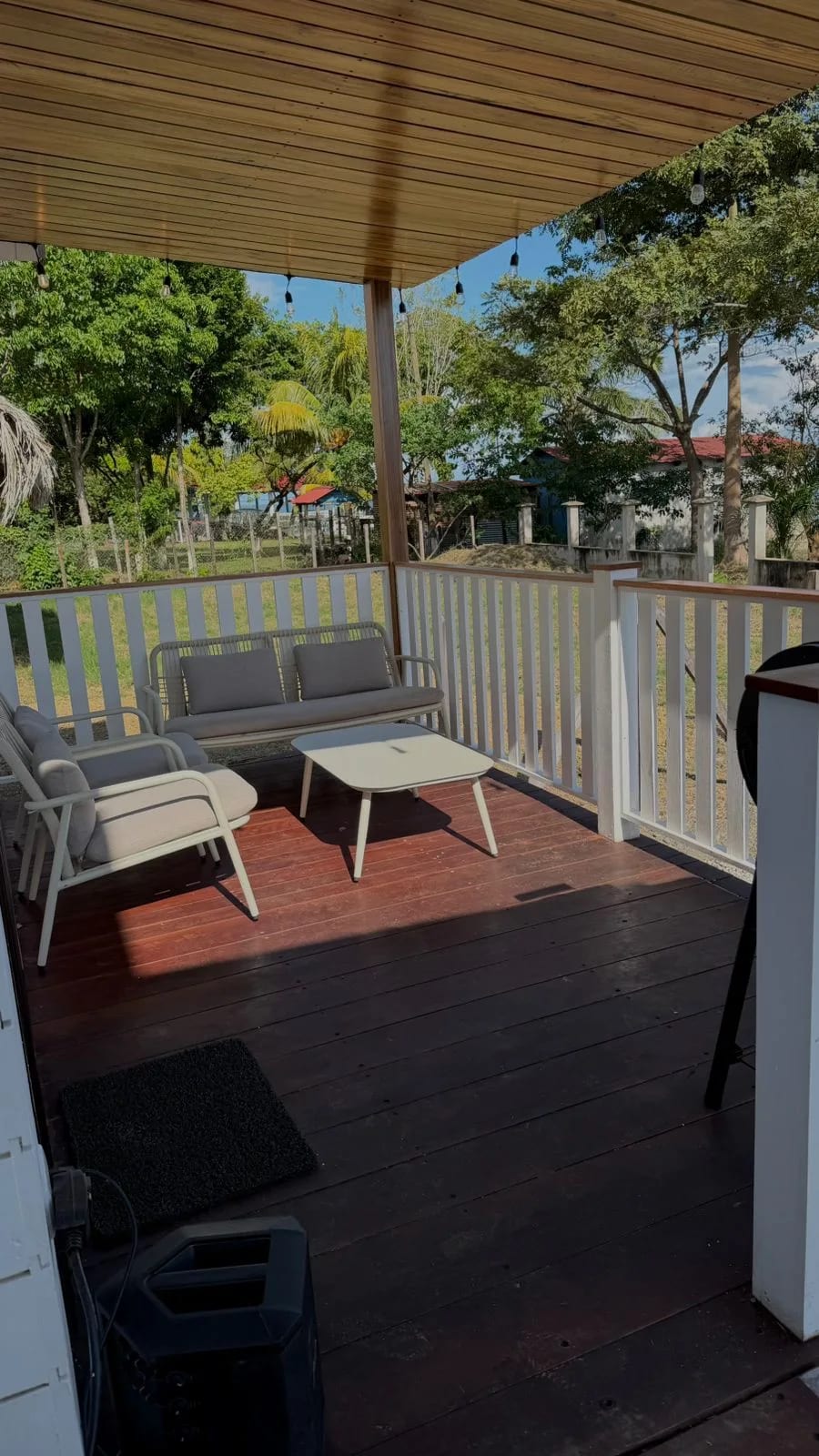 PROPIEDAD EN VENTA EN IZABAL, A ORILLA DEL LAGO — Casa vacacional en Venta en El Estor, Izabal — foto 3 de 15
