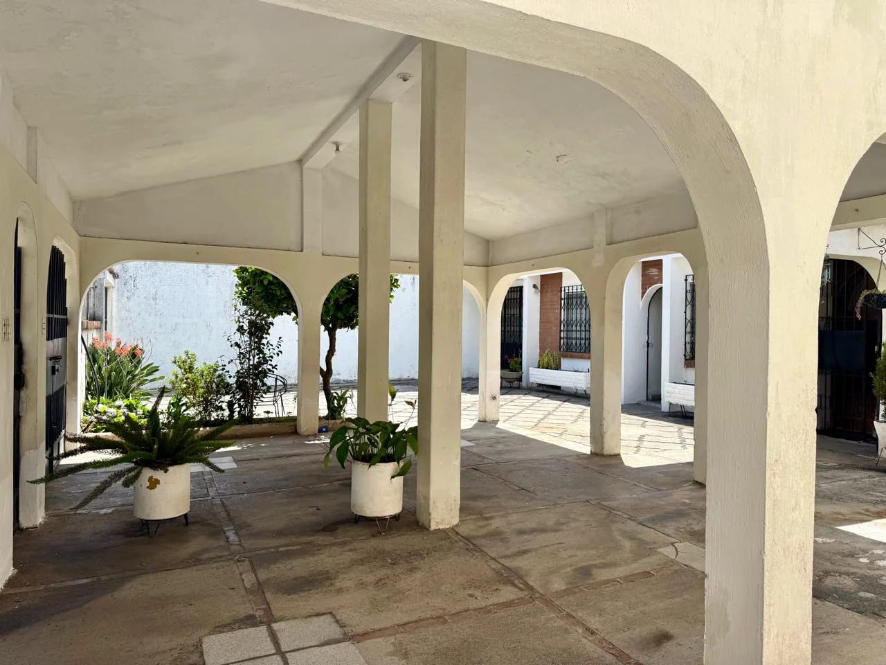 CASA EN VENTA EN ZONA 15. CERCA DEL HOSPITAL EL PILAR — Casa en Venta en Zona 15, Guatemala, Ciudad — foto 1 de 16