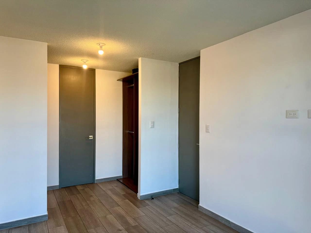 APARTAMENTO EN VENTA EN ZONA 11, ARALIA 1 — Apartamento en Venta en Aralia Mariscal, Zona 11, Guatemala, Ciudad — foto 5 de 17