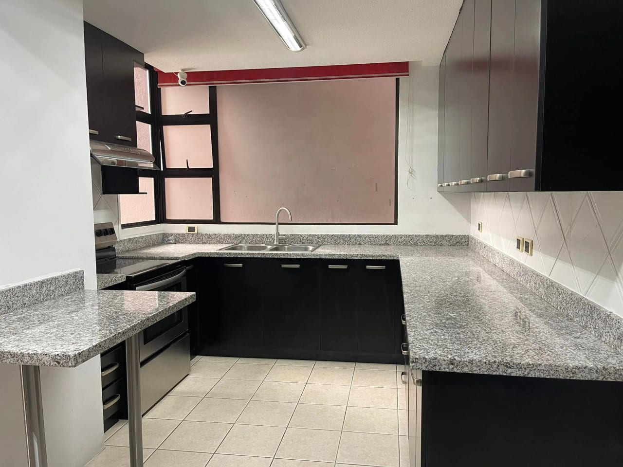 APARTAMENTO EN VENTA EN ZONA 14, VILLA MAYOR — Apartamento en Venta en Villa Mayor, Zona 14, Guatemala, Ciudad — foto 4 de 9