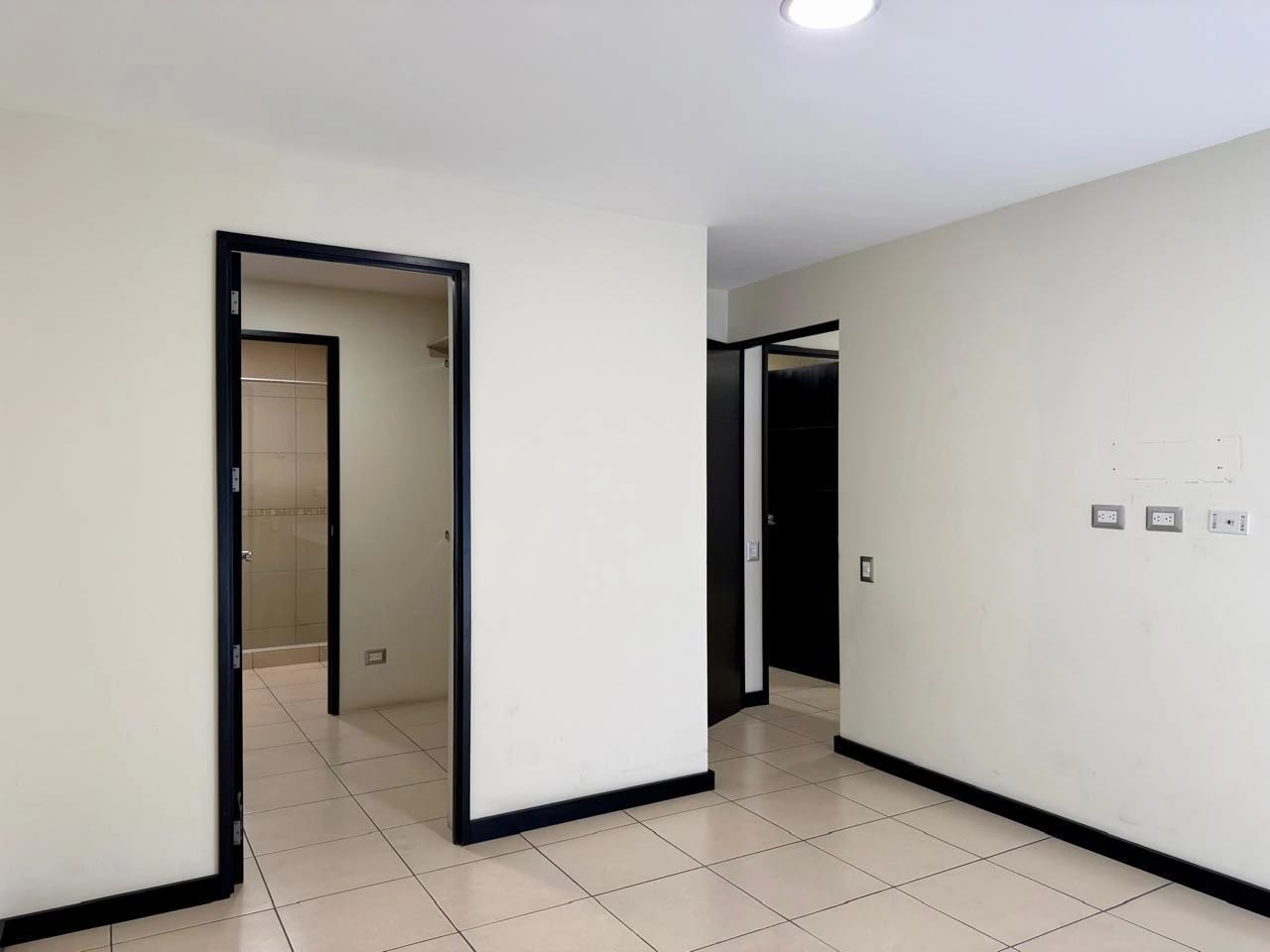 APARTAMENTO EN RENTA EN ZONA 11, MIRAGE — Apartamento en Alquiler en Mirage las charcas, Zona 11, Guatemala, Ciudad — foto 4 de 12