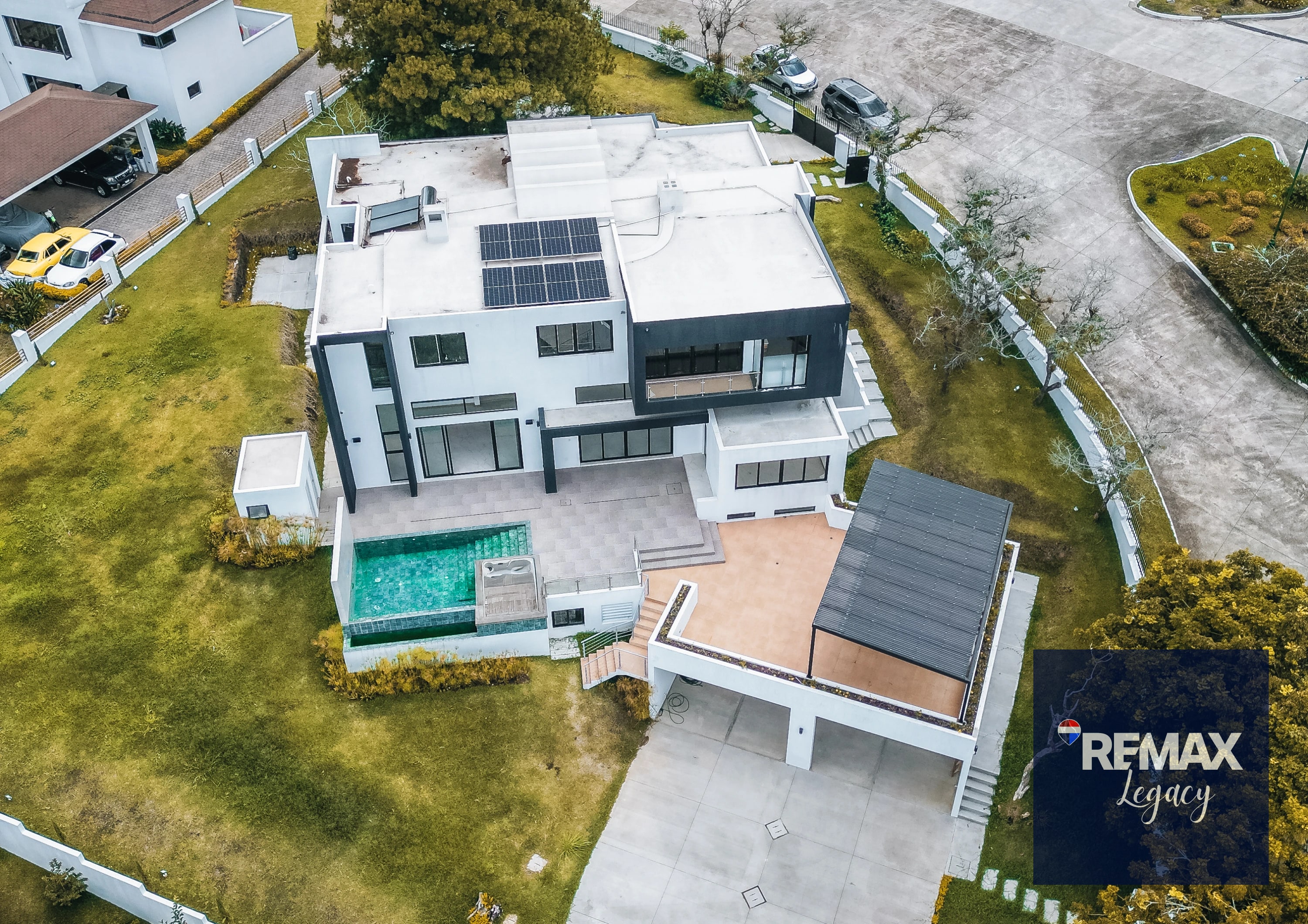 Casa Venta | Residencial El Pino - Sausalito | Km 20.5 CAES — Casa en Venta en Sausalito, Carretera a El Salvador, Guatemala, Ciudad — foto 1 de 14