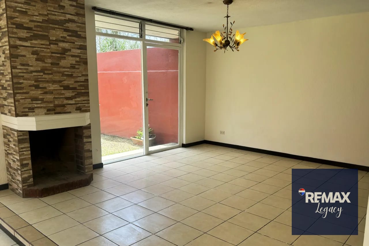 Casa Renta | Condominio | Santa Catarina Pinula - Image 3