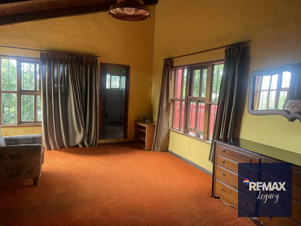 Casa | Venta | Mixco — Casa en Venta en Zona 6 Mixco, Guatemala, Ciudad — foto 11 de 17