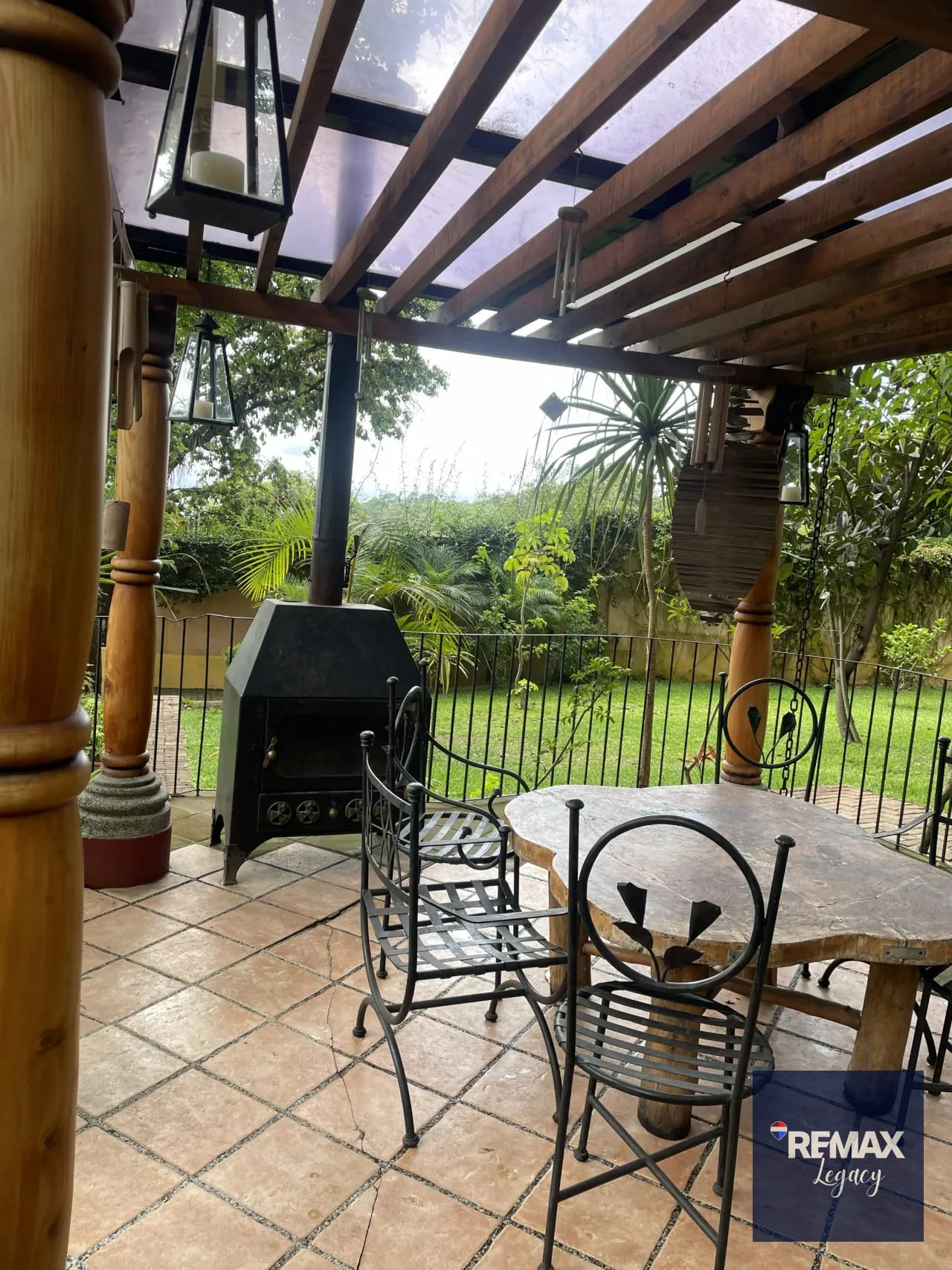 Casa | Venta | Mixco — Casa en Venta en Zona 6 Mixco, Guatemala, Ciudad — foto 1 de 17