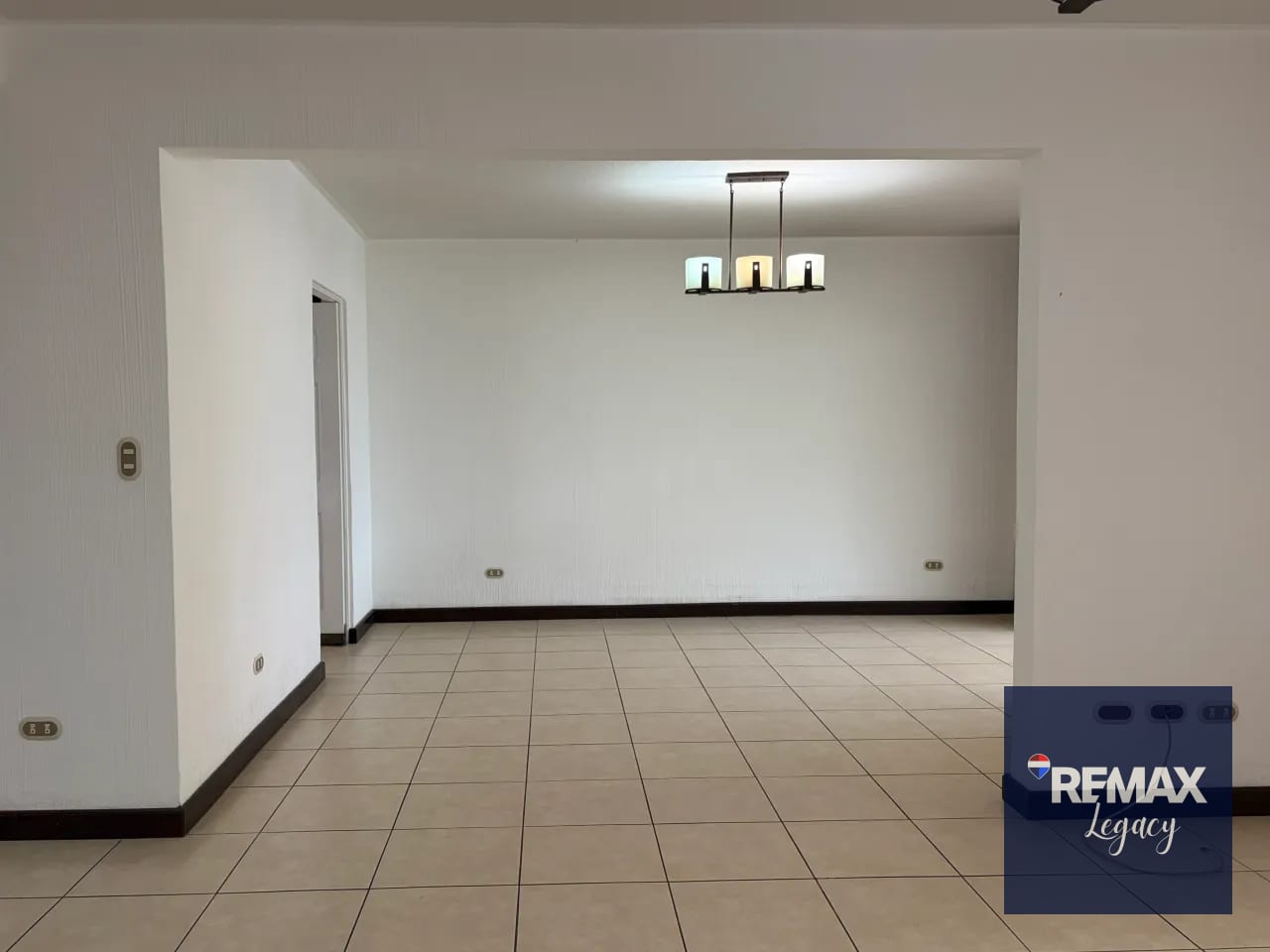 Casa Venta | Portal de San Isidro | zona 16 — Casa en Venta en San Isidro, Zona 16, Guatemala, Ciudad — foto 5 de 17