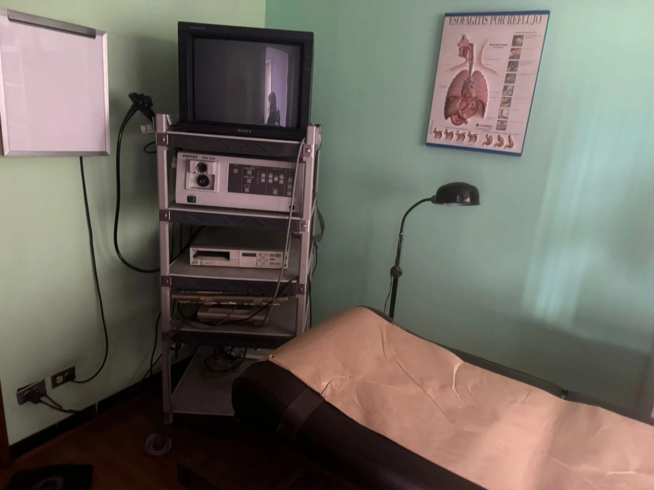 En Venta! Clínica médica, edificio Santa Clara zona 10 — Clínica en Venta en Zona 10, Guatemala, Ciudad — foto 2 de 3