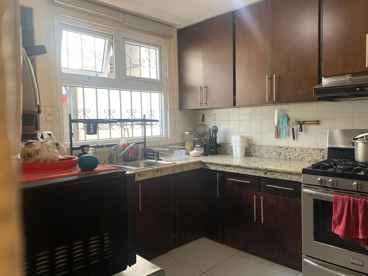 PRECIOSA CASA EN KANAJUYU 1 ZONA 16 — Casa en Venta en Kanajuyú, Zona 16, Guatemala, Ciudad — foto 12 de 14