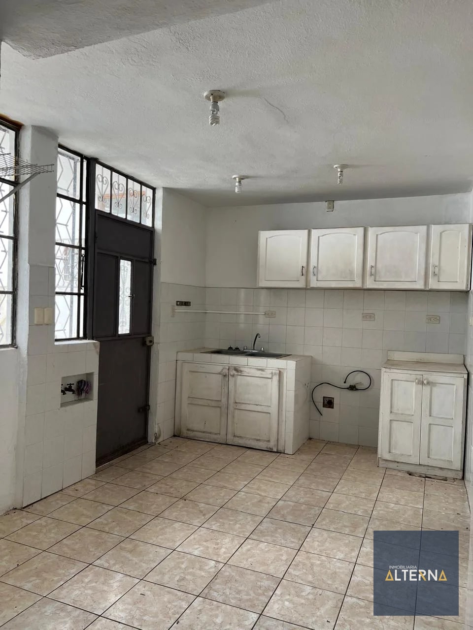 Casa en Renta en San Lucas — Casa en Alquiler en San Lucas Sacatepéquez, Sacatepéquez — foto 9 de 17