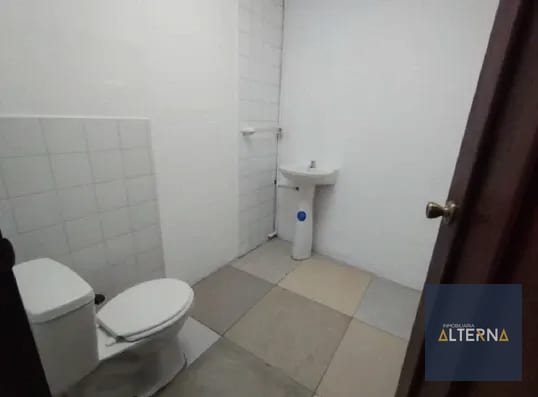 Amplia Oficina en Renta en Zona 13 — Oficina en Alquiler en Zona 13, Guatemala, Ciudad — foto 4 de 9