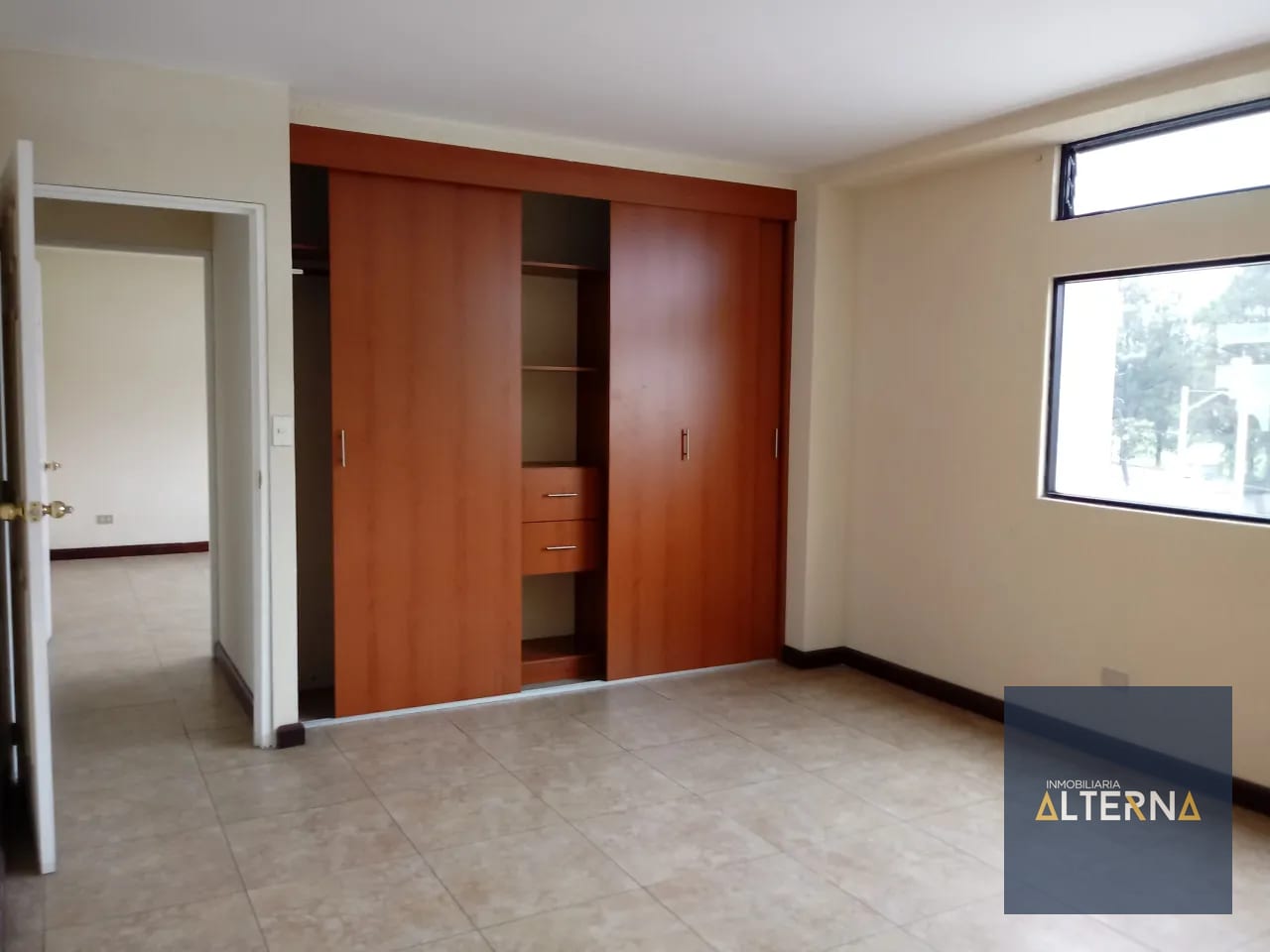 Apartamento en Renta en zona 10 muy cerca de centro medico — Apartamento en Alquiler en Zona 10, Guatemala, Ciudad — foto 6 de 10