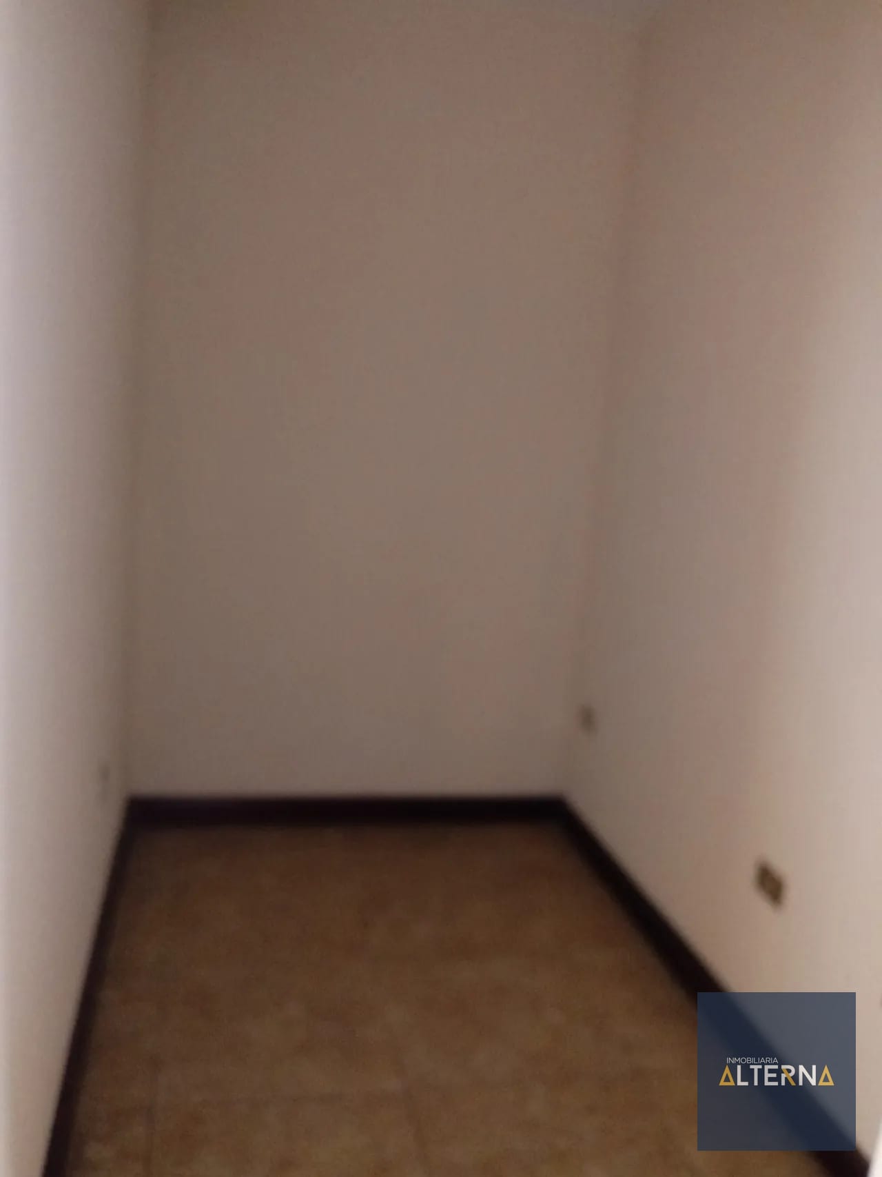 Apartamento en Renta en zona 10 muy cerca de centro medico — Apartamento en Alquiler en Zona 10, Guatemala, Ciudad — foto 9 de 10