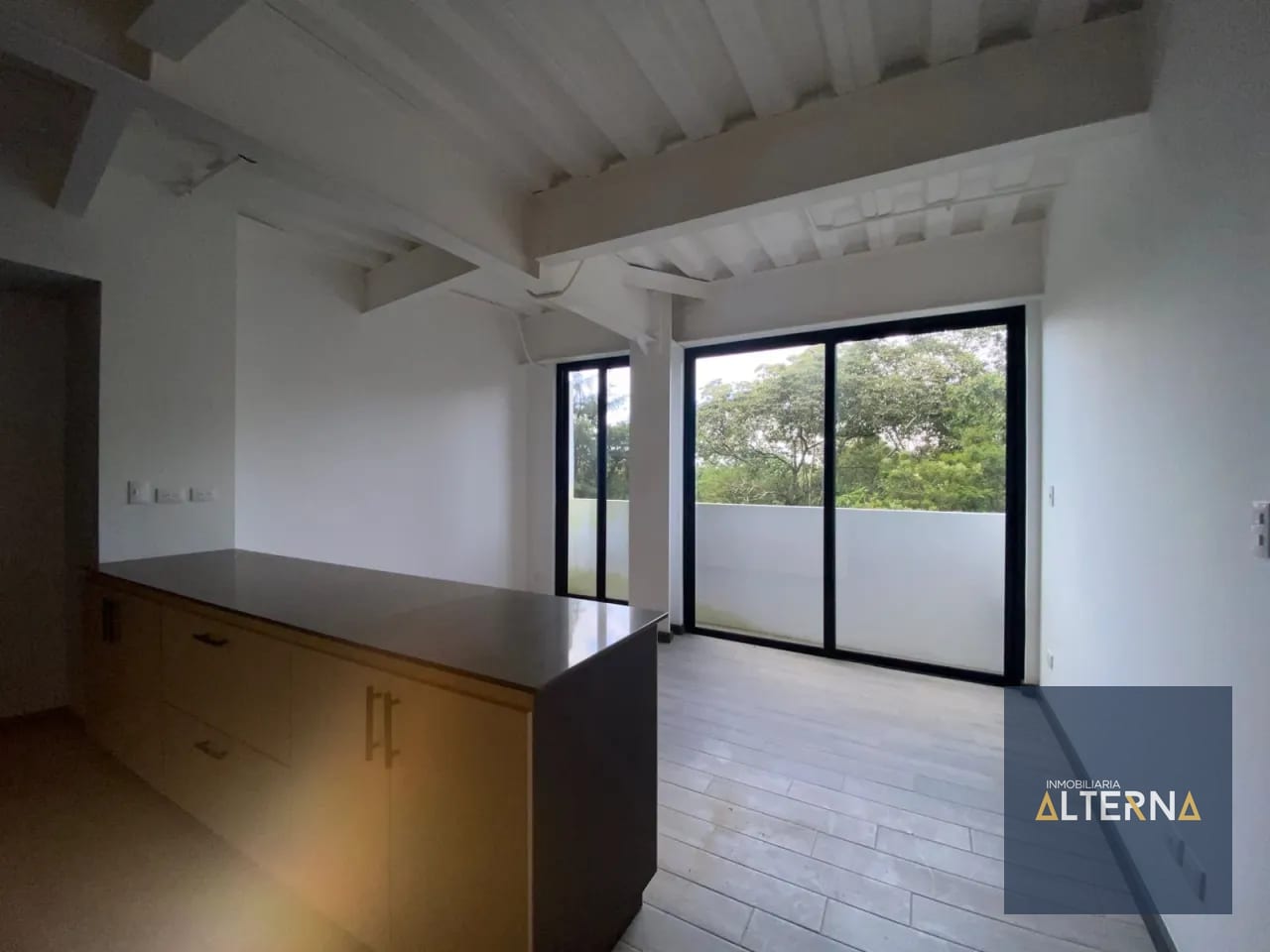 Apartamento en Renta en Zona 16 Muy cerca de la entrada a Hacienda Real — Apartamento en Alquiler en Zona 16, Guatemala, Ciudad — foto 3 de 7