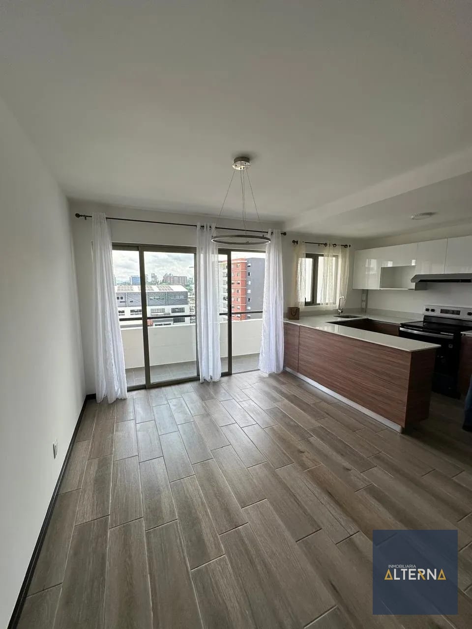 Apartamento en renta en Zona 14 — Apartamento en Alquiler en Zona 14, Guatemala, Ciudad — foto 6 de 8