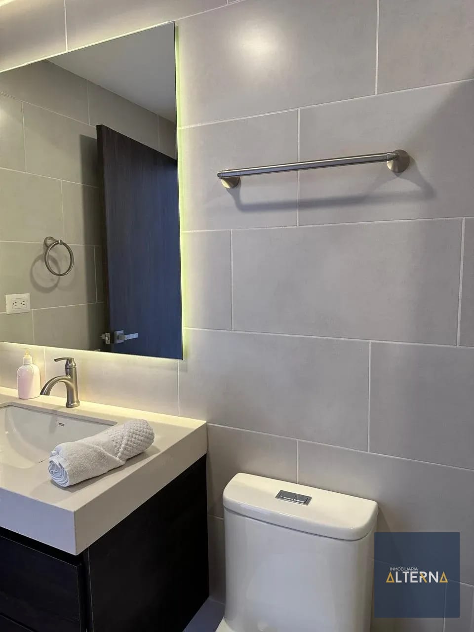 Lindo Apartamento Amueblado tipo eficiente en Renta en Zona 10 — Apartamento en Alquiler en Zona 10, Guatemala, Ciudad — foto 10 de 10