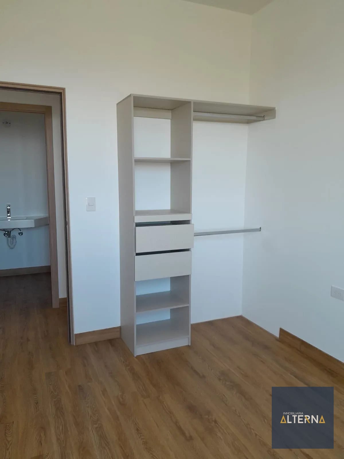 Apartamento en Renta en Zona 2 — Apartamento en Alquiler en Zona 2, Guatemala, Ciudad — foto 4 de 17