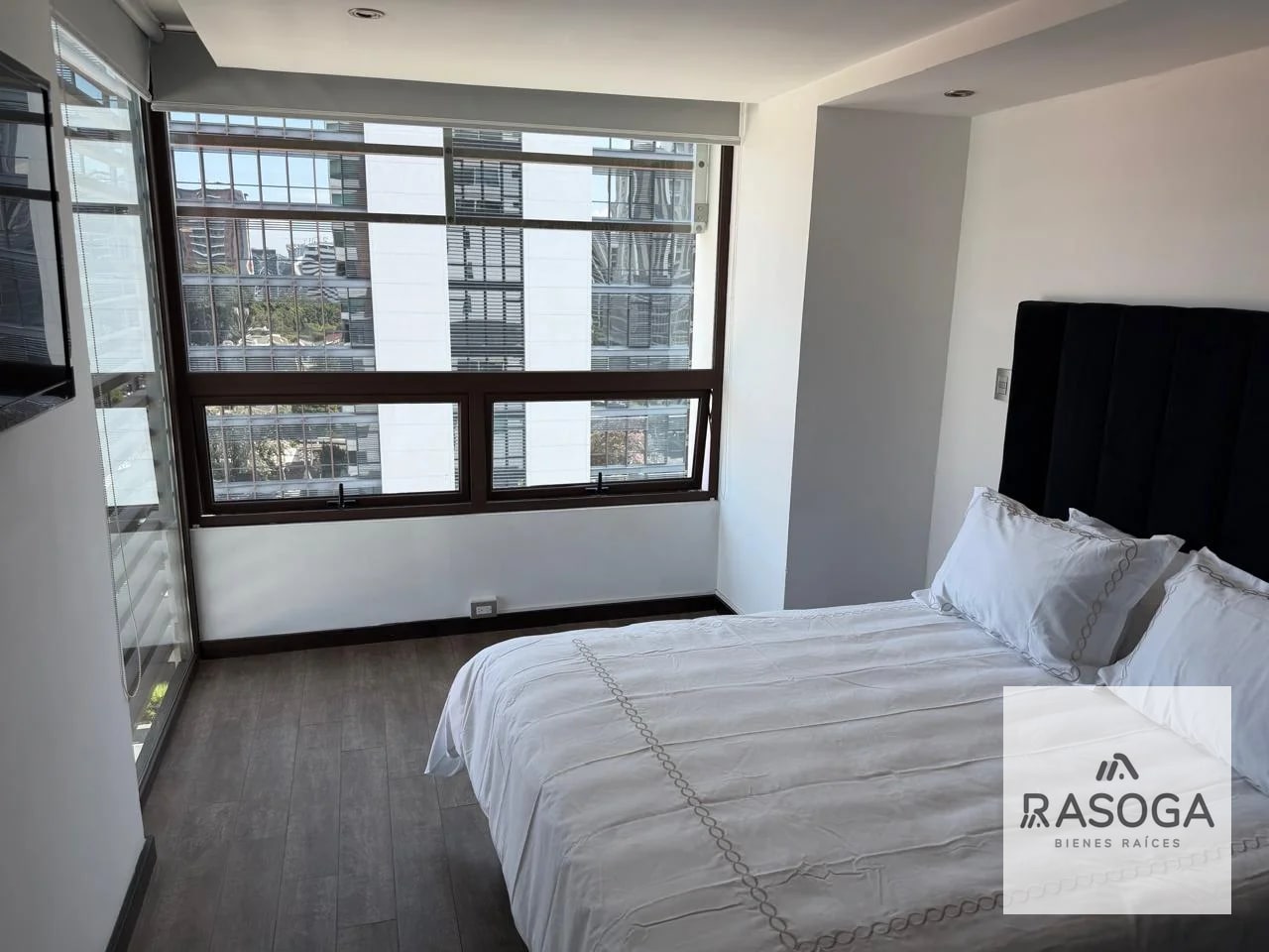 APARTAMENTO FULL AMOBLADO EN URBANA, EN ZONA 10 - 4