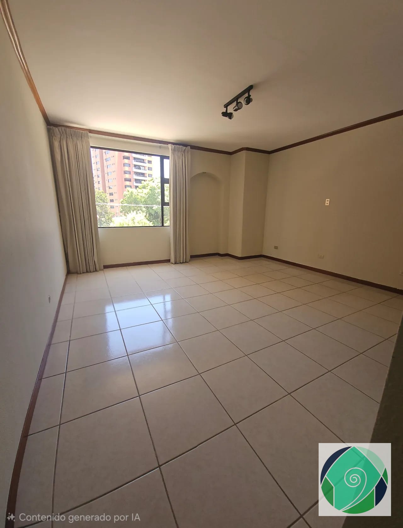 ALQULLER APARTAMENTO EN ZONA 10 — Apartamento en Alquiler en Torre Castelar, Zona 10, Guatemala, Ciudad — foto 10 de 17