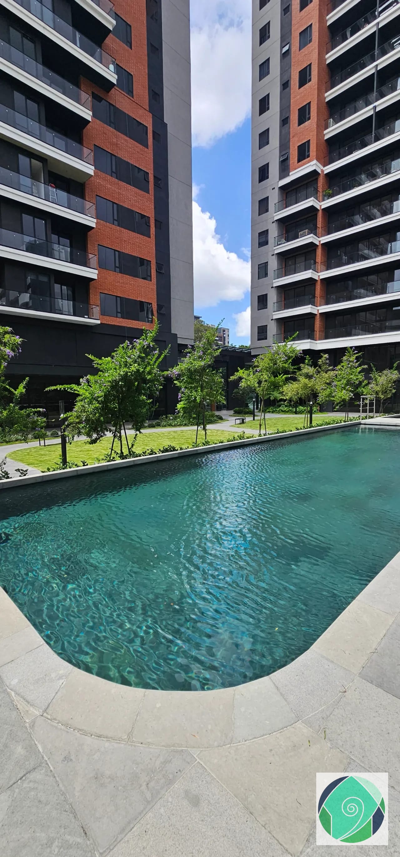 Alquiler Apartamento de 3 Habitaciones en Ferré Diez, Z10 — Apartamento en Alquiler en Ferré Diez, Zona 10, Guatemala, Ciudad — foto 1 de 16