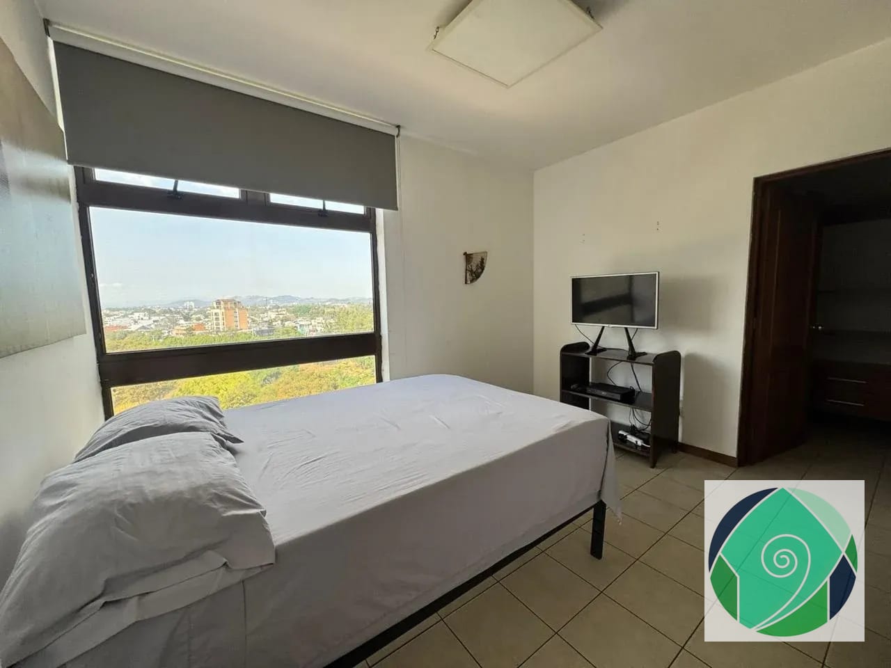 Alquiler Amplio Apartamento en Zona 15 — Apartamento en Alquiler en El Robledal, Zona 15, Guatemala, Ciudad — foto 10 de 17