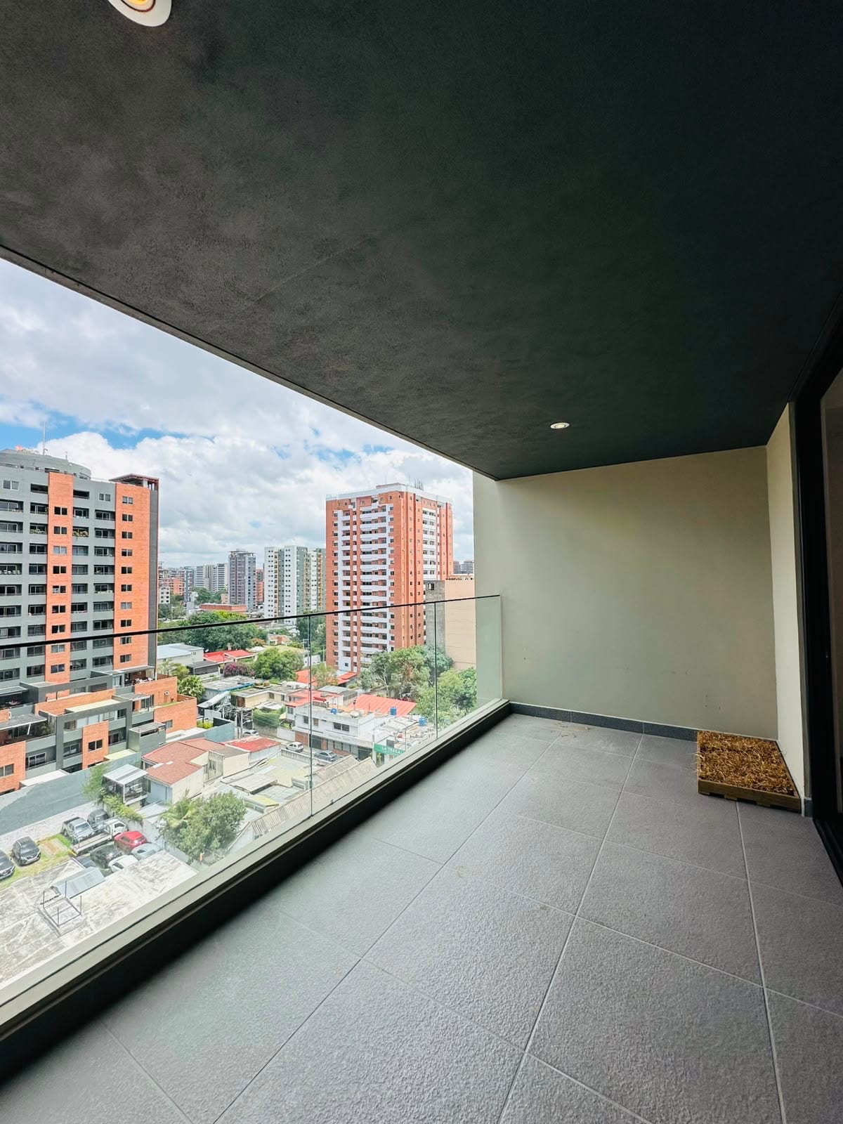 Apartamento en venta zona 10 — Apartamento en Venta en Zona 10, Guatemala, Ciudad — foto 4 de 6