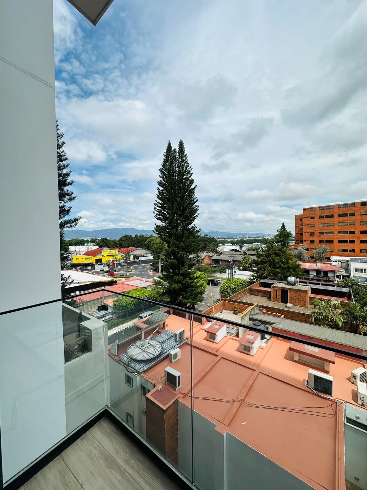 Hermoso apartamento en zona 13 — Apartamento en Alquiler en Zona 13, Guatemala, Ciudad — foto 3 de 5